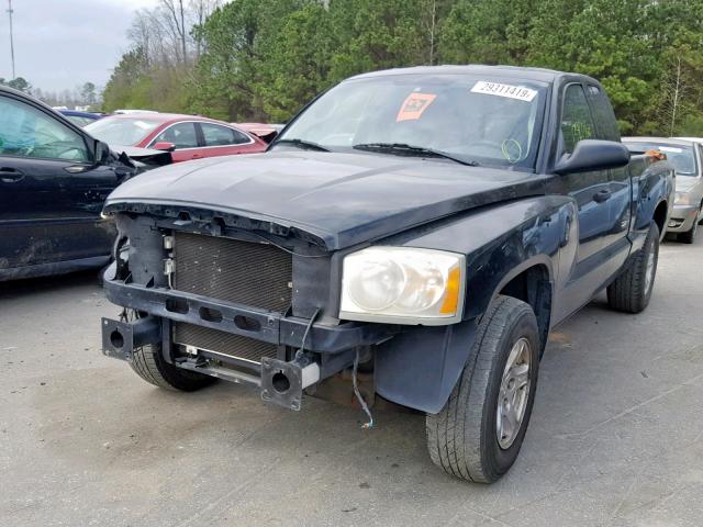 1D7HE42K95S232320 - 2005 DODGE DAKOTA SLT BLACK photo 2