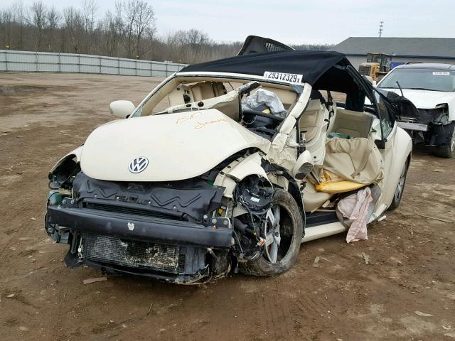3VWRF31Y26M312500 - 2006 VOLKSWAGEN NEW BEETLE Krem foto 2
