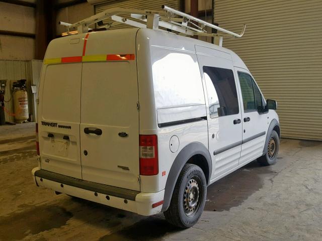 NM0LS7BN0DT155089 - 2013 FORD TRANSIT CO WHITE photo 4