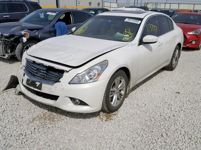 JN1CV6AR5BM354089 - 2011 INFINITI G37 WHITE photo 2