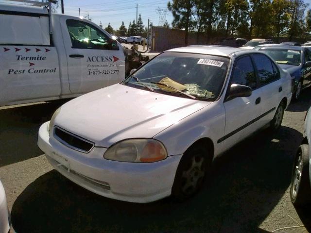 2HGEJ6627VH540559 - 1997 HONDA CIVIC DX WHITE photo 2