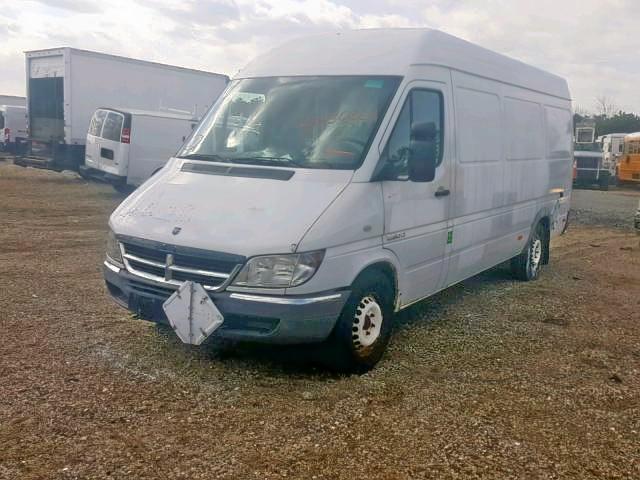 WD0PD744365961476 - 2006 DODGE SPRINTER WHITE photo 2