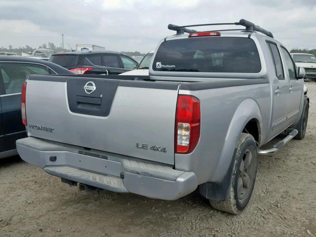 1N6AD09W57C457408 - 2007 NISSAN FRONTIER C SILVER photo 4