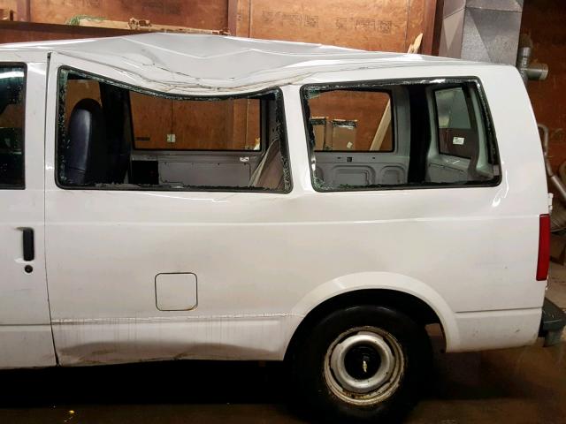 1GCDM19W0YB175934 - 2000 CHEVROLET ASTRO WHITE photo 9