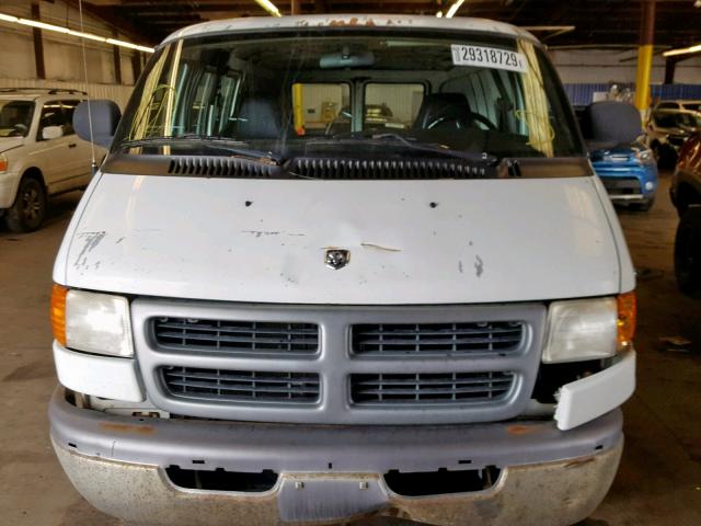 2B7HB11XX2K120744 - 2002 DODGE RAM VAN B1 WHITE photo 9