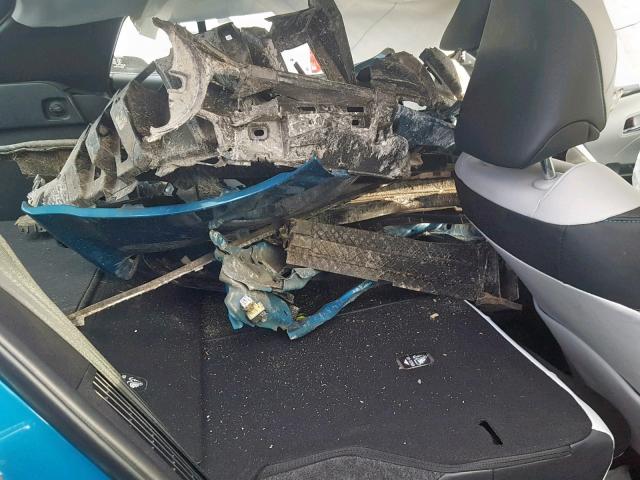 JTDKARFP5H3034556 - 2017 TOYOTA PRIUS PRIM 蓝色 照片 6