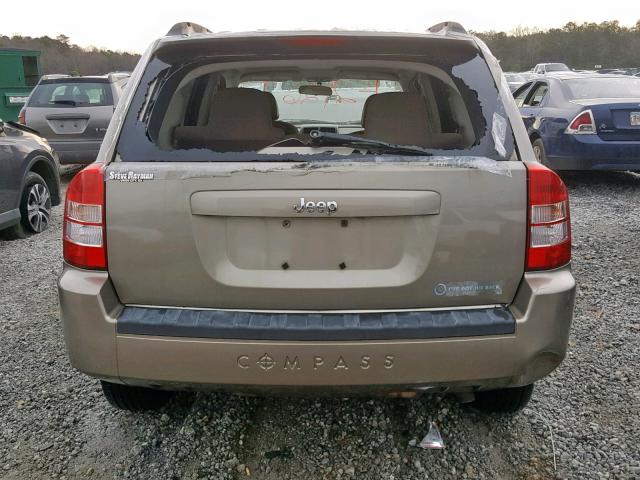 1J8FT47W27D118484 - 2007 JEEP COMPASS TAN photo 9