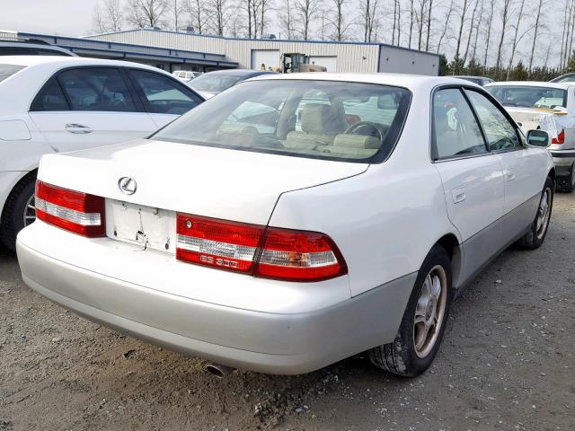 JT8BF28G7Y5083802 - 2000 LEXUS ES 300 WHITE photo 4