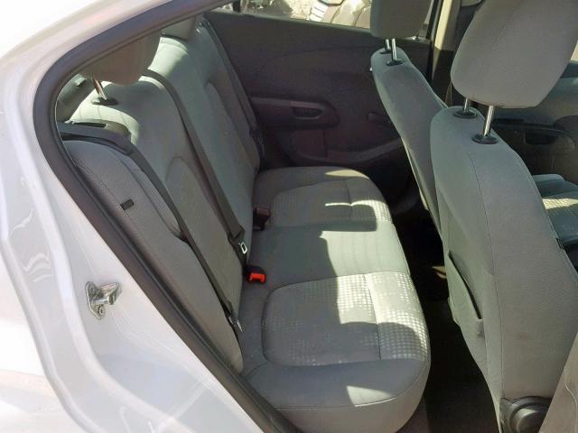 1G1JB5SH6D4251580 - 2013 CHEVROLET SONIC LS WHITE photo 6