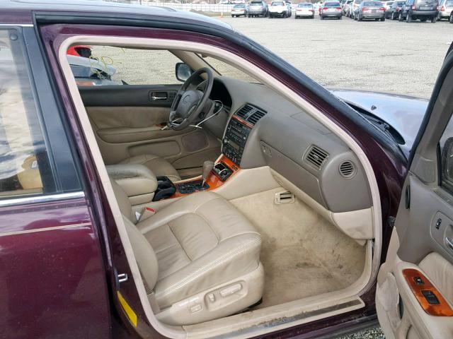 JT8BH28F9W0105598 - 1998 LEXUS LS 400 MAROON photo 5