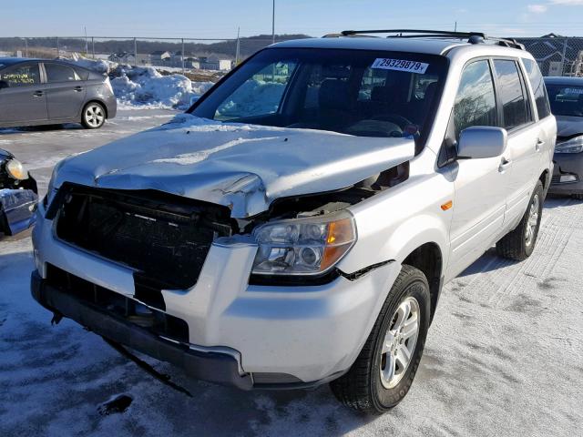 5FNYF18208B056899 - 2008 HONDA PILOT VP SILVER photo 2