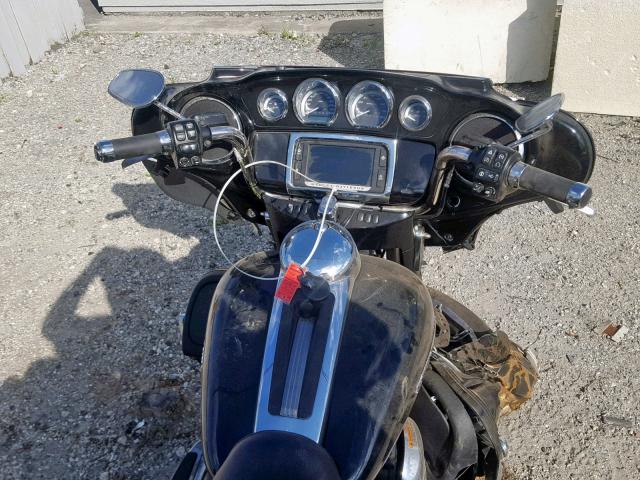 1HD1KEL12EB672622 - 2014 HARLEY-DAVIDSON FLHTK ELEC BLACK photo 5