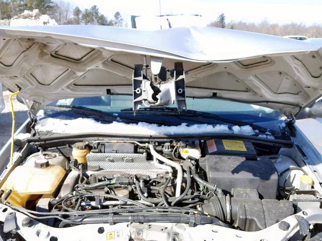 1FAFP38Z44W138224 - 2004 FORD FOCUS ZTS SILVER photo 7