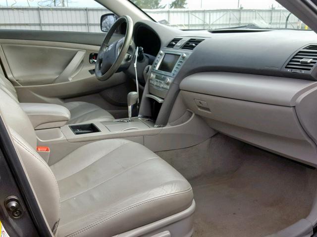 4T1BB46K98U052973 - 2008 TOYOTA CAMRY HYBR GRAY photo 5