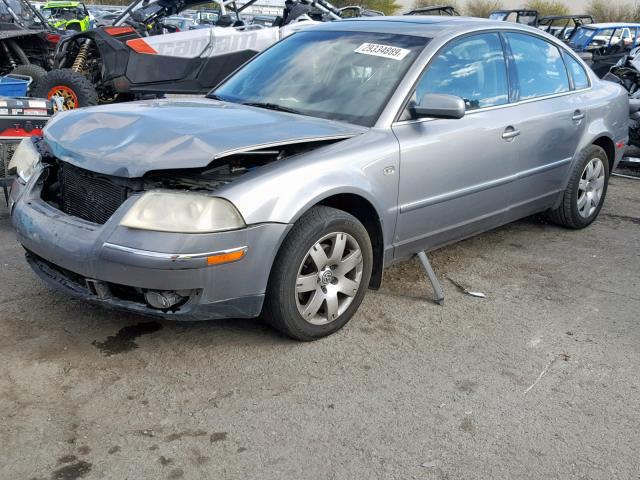WVWRH63B21E149742 - 2001 VOLKSWAGEN PASSAT GLX SILVER photo 2