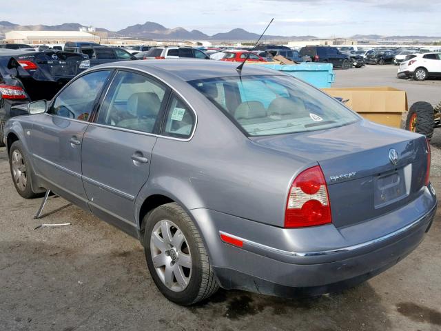 WVWRH63B21E149742 - 2001 VOLKSWAGEN PASSAT GLX SILVER photo 3