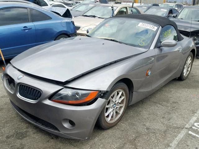 4USBT33554LS49840 - 2004 BMW Z4 2.5 CHARCOAL photo 2