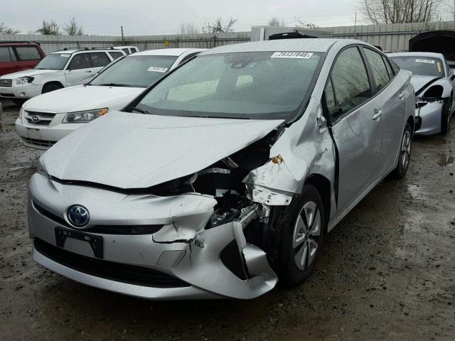 JTDKARFU7H3049582 - 2017 TOYOTA PRIUS SILVER photo 2