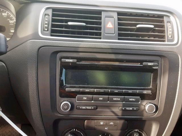 3VW2K7AJ8CM393571 - 2012 VOLKSWAGEN JETTA BASE GRAY photo 9