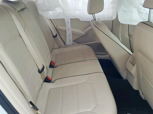 1VWDT7A3XHC052009 - 2017 VOLKSWAGEN PASSAT R-L BURN photo 6