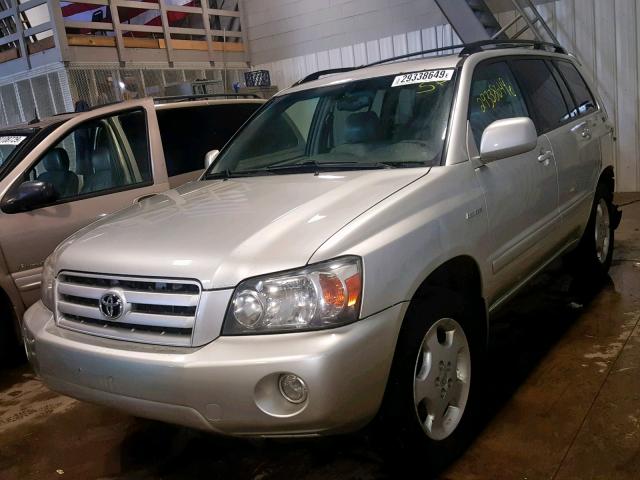 JTEEP21A140045776 - 2004 TOYOTA HIGHLANDER SILVER photo 2