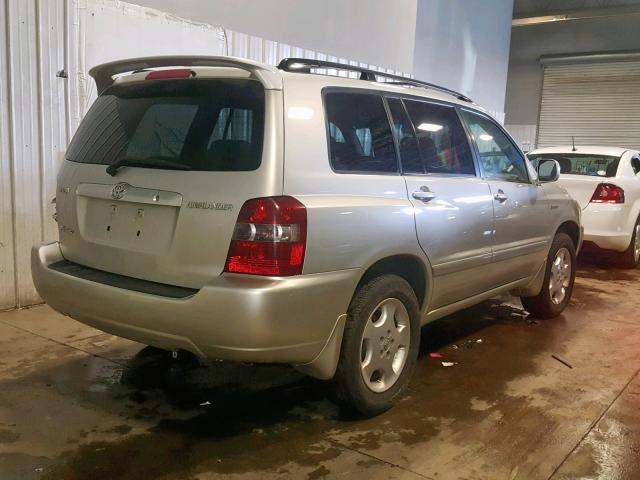 JTEEP21A140045776 - 2004 TOYOTA HIGHLANDER SILVER photo 4