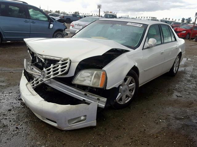 1G6KF57934U174509 - 2004 CADILLAC DEVILLE DT WHITE photo 2