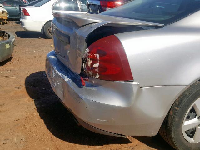 2G2WP552061287905 - 2006 PONTIAC GRAND PRIX SILVER photo 9
