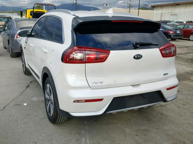 KNDCB3LC9J5179416 - 2018 KIA NIRO FE WHITE photo 3