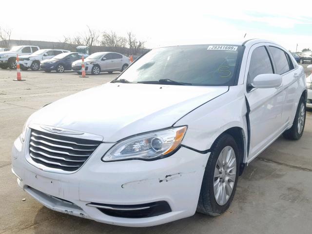 1C3CCBAB0DN622725 - 2013 CHRYSLER 200 LX WHITE photo 2