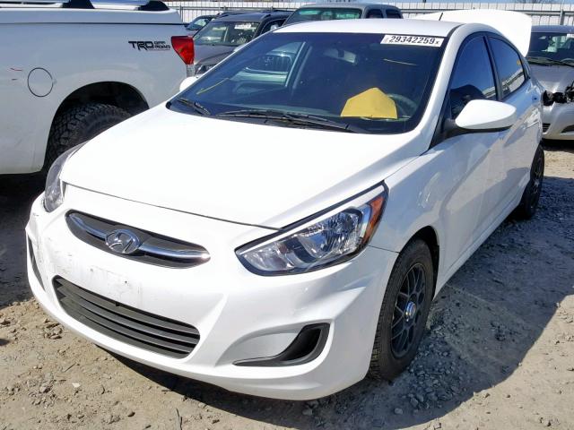 KMHCT4AE8GU948134 - 2016 HYUNDAI ACCENT SE WHITE photo 2