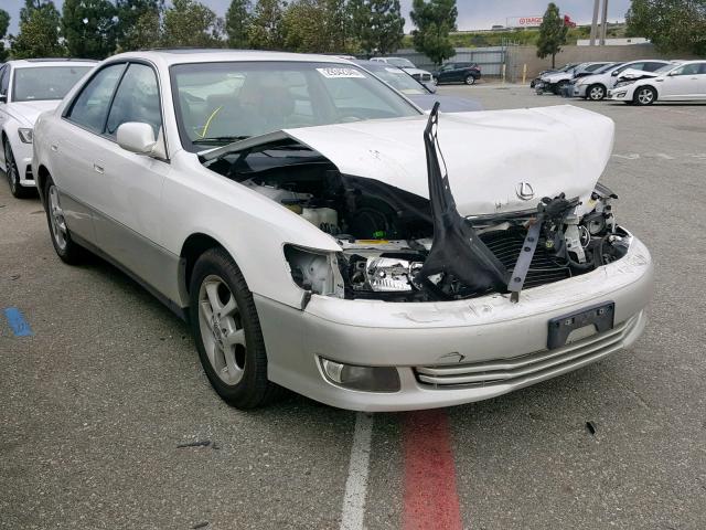 JT8BF28G510320547 - 2001 LEXUS ES 300 WHITE photo 1