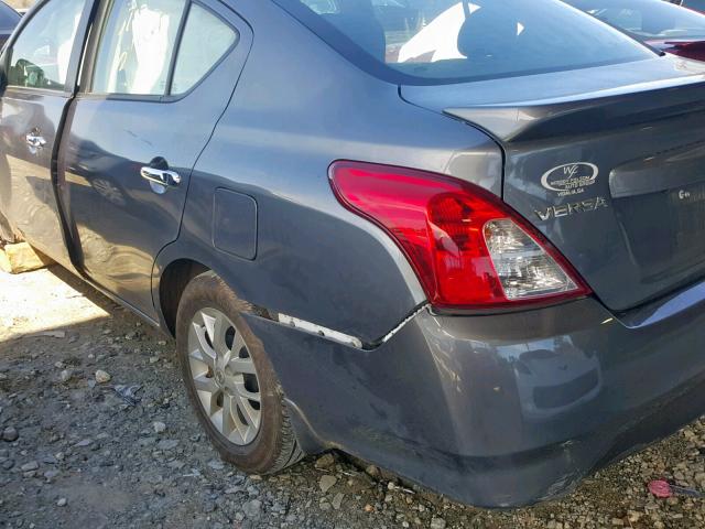 3N1CN7AP8HL881972 - 2017 NISSAN VERSA S GRAY photo 10