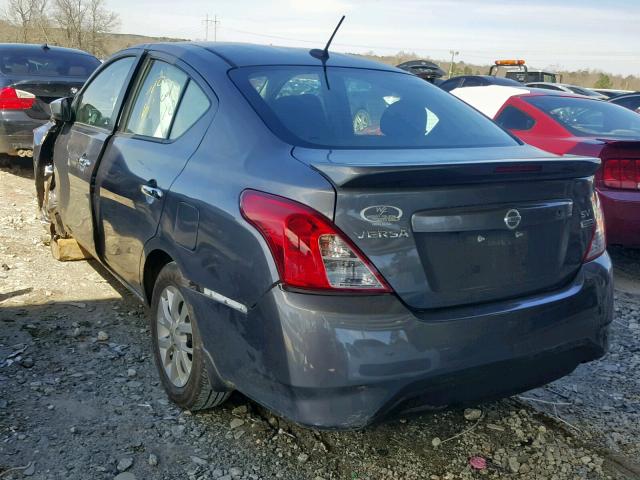 3N1CN7AP8HL881972 - 2017 NISSAN VERSA S GRAY photo 3