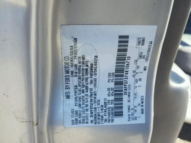 3FAFP37374R106710 - 2004 FORD FOCUS ZX5 SILVER photo 10