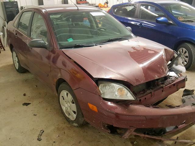 1FAFP34N16W256060 - 2006 FORD FOCUS ZX4 MAROON photo 1