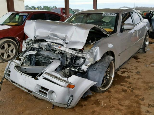 2C3LA73W16H215849 - 2006 CHRYSLER 300C SRT-8 SILVER photo 2