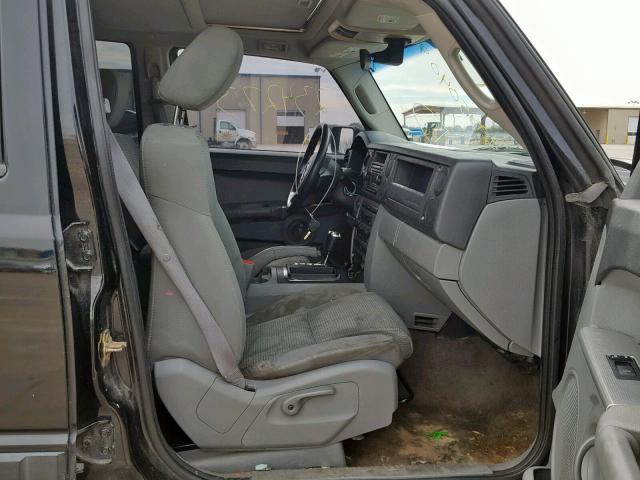 1J8HH48K97C628326 - 2007 JEEP COMMANDER BLACK photo 5