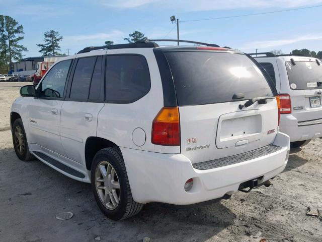 1GKES63M382117500 - 2008 GMC ENVOY DENA WHITE photo 3