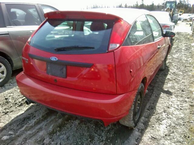 1FAFP31N97W317628 - 2007 FORD FOCUS ZX3 RED photo 4