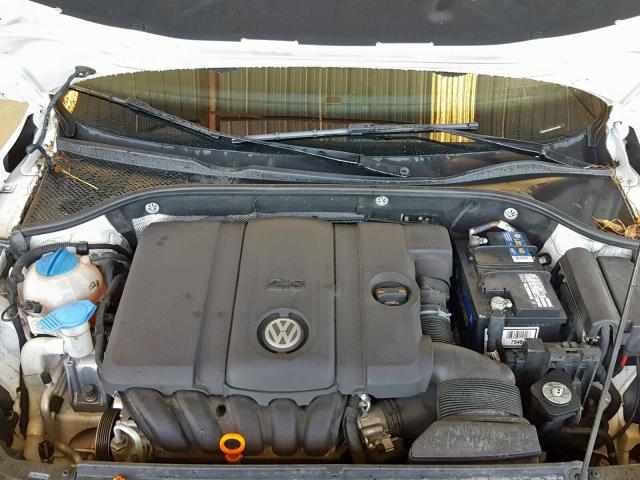 1VWBP7A38DC043900 - 2013 VOLKSWAGEN PASSAT SE WHITE photo 7