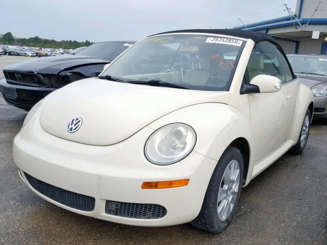 3VWRF31Y59M407489 - 2009 VOLKSWAGEN NEW BEETLE Creme Foto 2