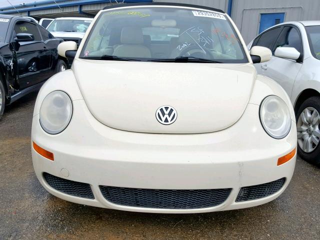 3VWRF31Y59M407489 - 2009 VOLKSWAGEN NEW BEETLE Creme Foto 9