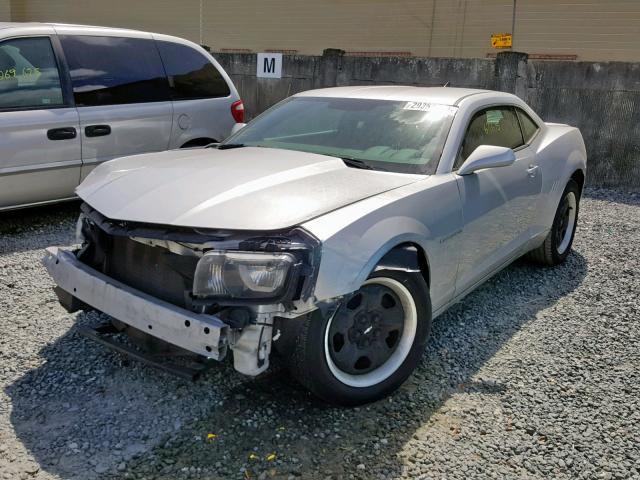 2G1FA1E30D9166717 - 2013 CHEVROLET CAMARO LS SILVER photo 2