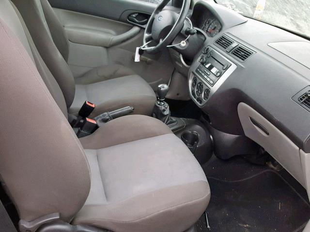 1FAFP31N07W230913 - 2007 FORD FOCUS ZX3 WHITE photo 5