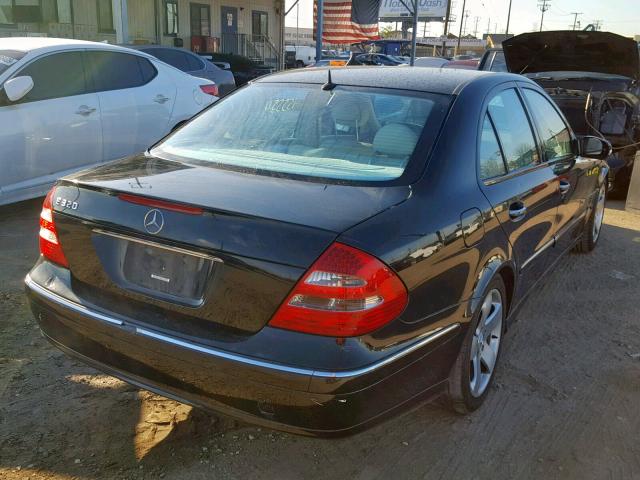 WDBUF65J13A332353 - 2003 MERCEDES-BENZ E 320 BLACK photo 4