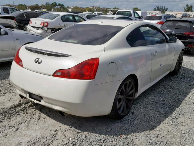 JNKCV64E88M120073 - 2008 INFINITI G37 BASE WHITE photo 4