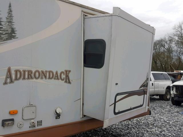 47CTBAR288K122850 - 2008 DUTC ADIRONDACK WHITE photo 9