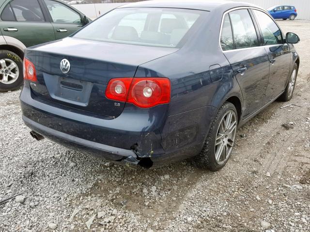 3VWRF71K46M746808 - 2006 VOLKSWAGEN JETTA 2.5 BLUE photo 4