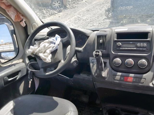 3C6TRVAG1GE130745 - 2016 RAM PROMASTER 白色 照片 9